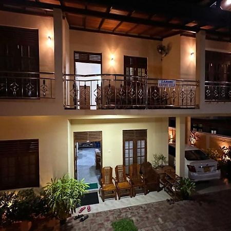 Lahiru Airport Villa Andiambalama Εξωτερικό φωτογραφία